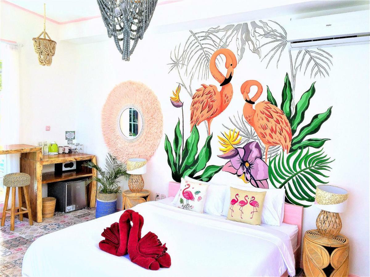 Hotel Flamingo Gili Trawangan Esterno foto