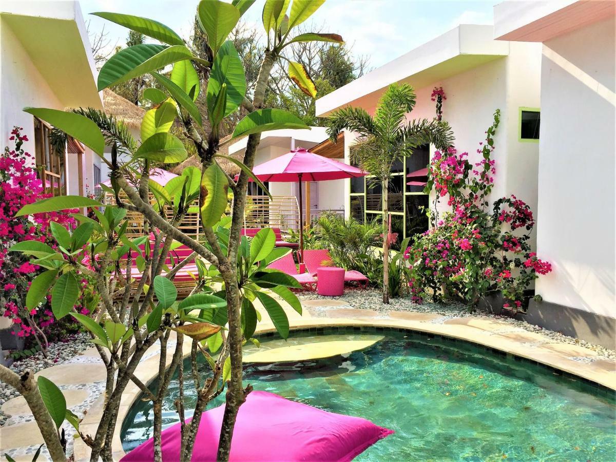 Hotel Flamingo Gili Trawangan Esterno foto