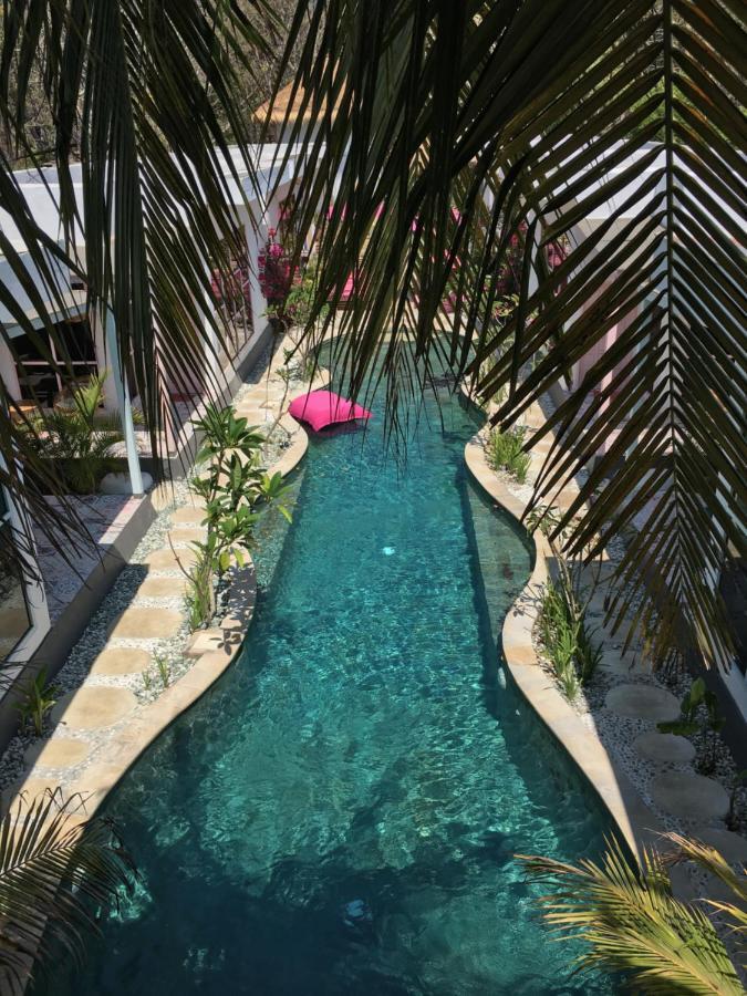 Hotel Flamingo Gili Trawangan Esterno foto